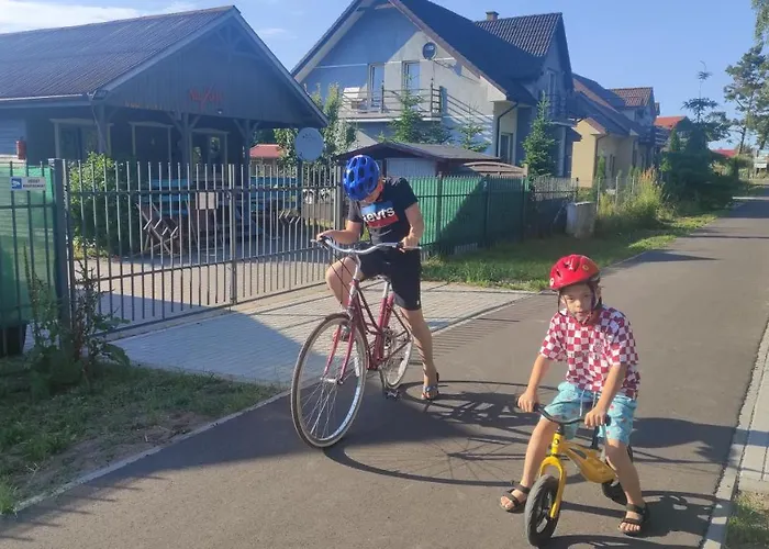 Letniskowe - Na Fali * Żarnowska